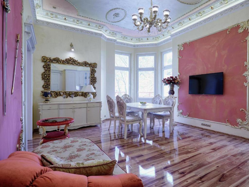 Апартаменти Rose Маріанські Лазні Екстер'єр фото